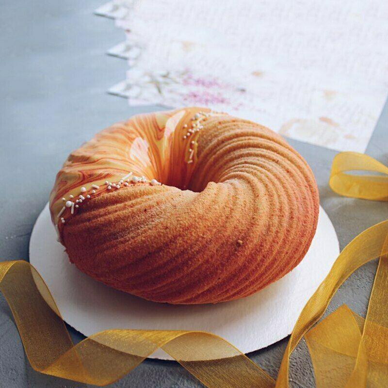 3D Big Swirl Shape Silicone Butter Cake Mould