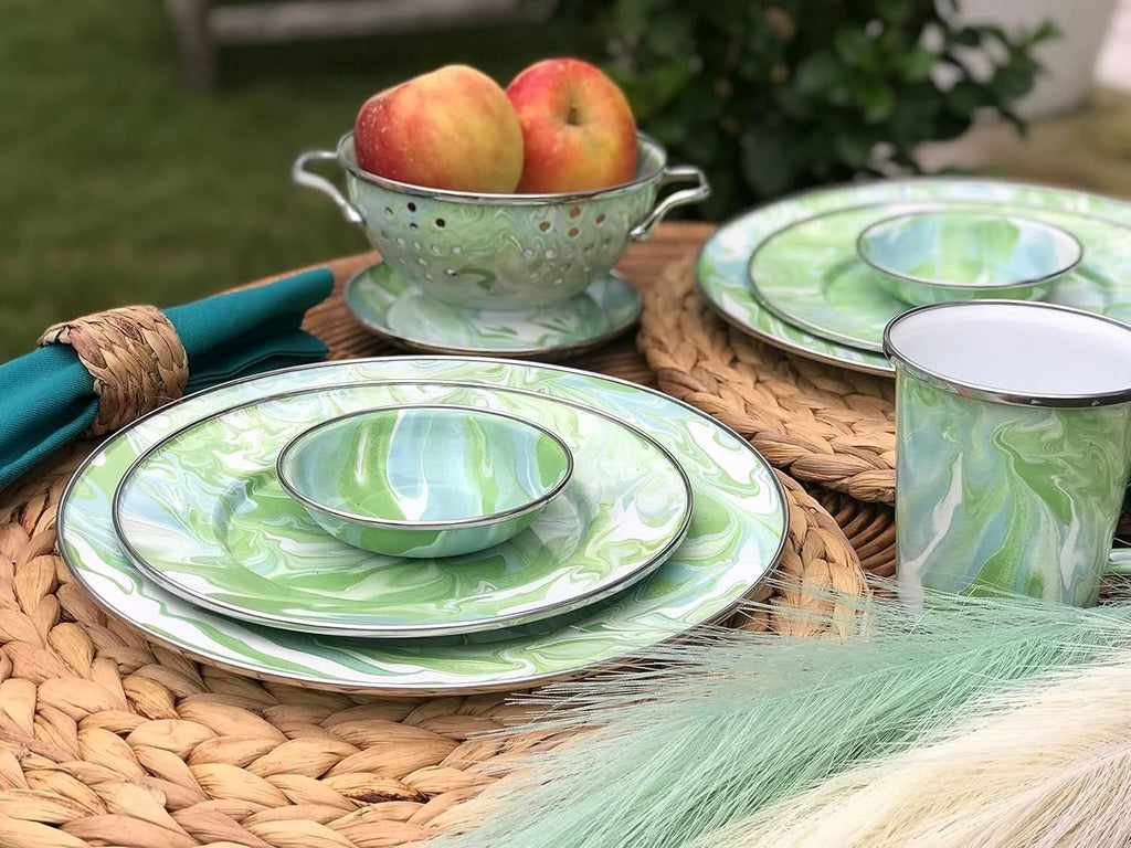 Golden Rabbit Modern Monet Dutch Oven