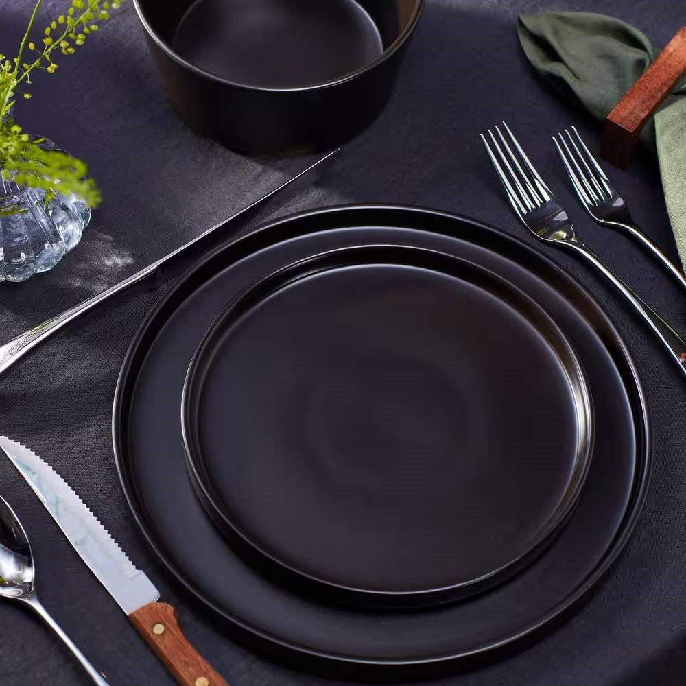 16-Piece Stoneware Dinnerware Set